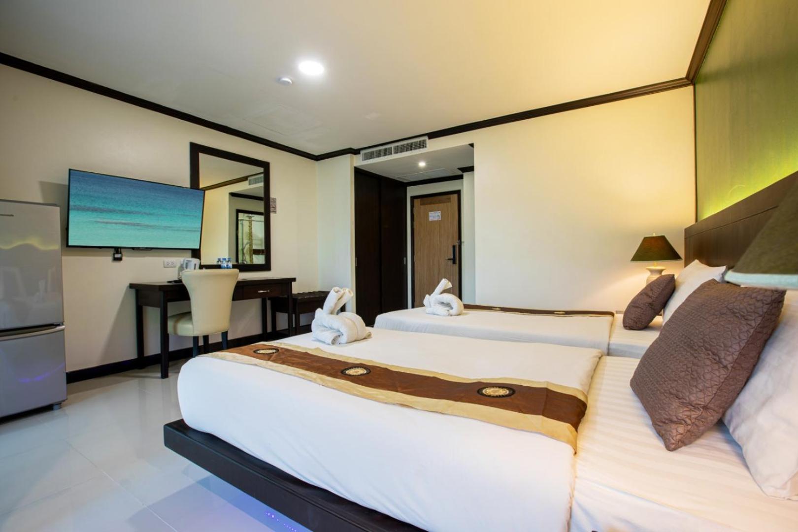 Orchid Garden Hotel Patong Esterno foto