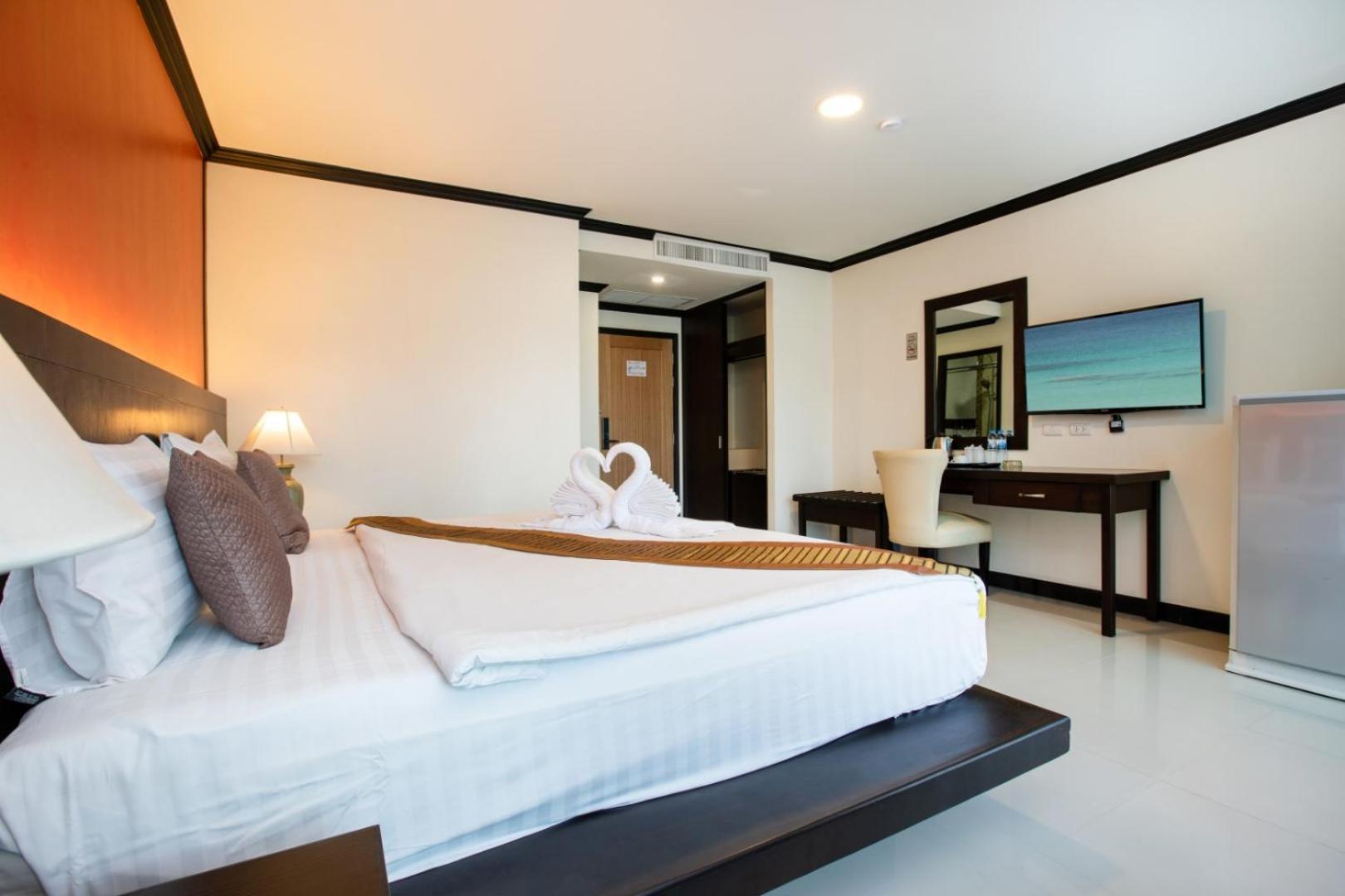 Orchid Garden Hotel Patong Esterno foto