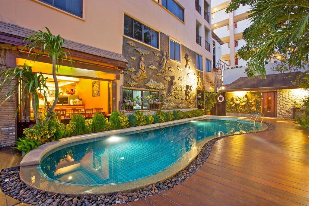 Orchid Garden Hotel Patong Esterno foto